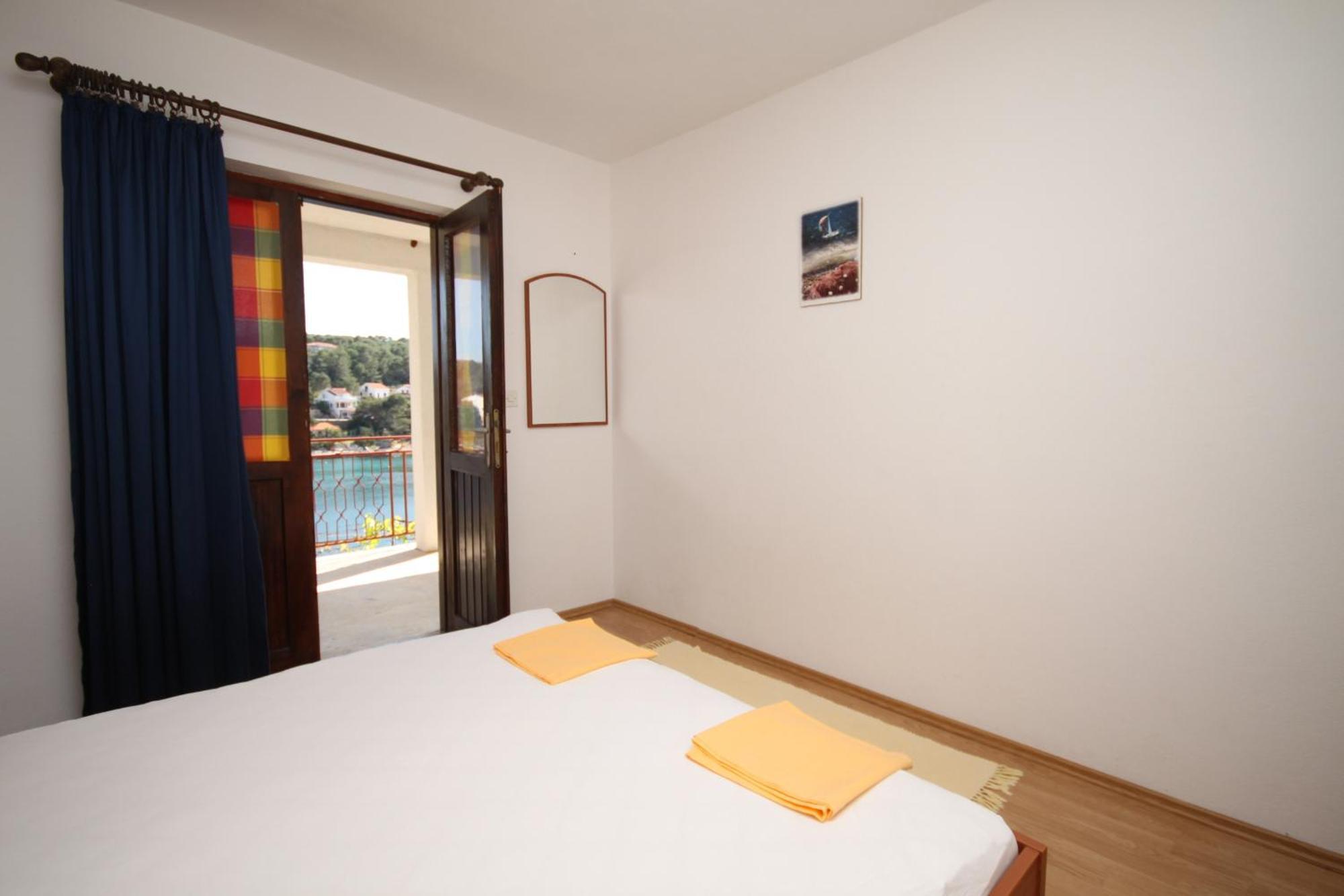 Apartments By The Sea Basina, Hvar - 8749 Vrbanj Pokoj fotografie